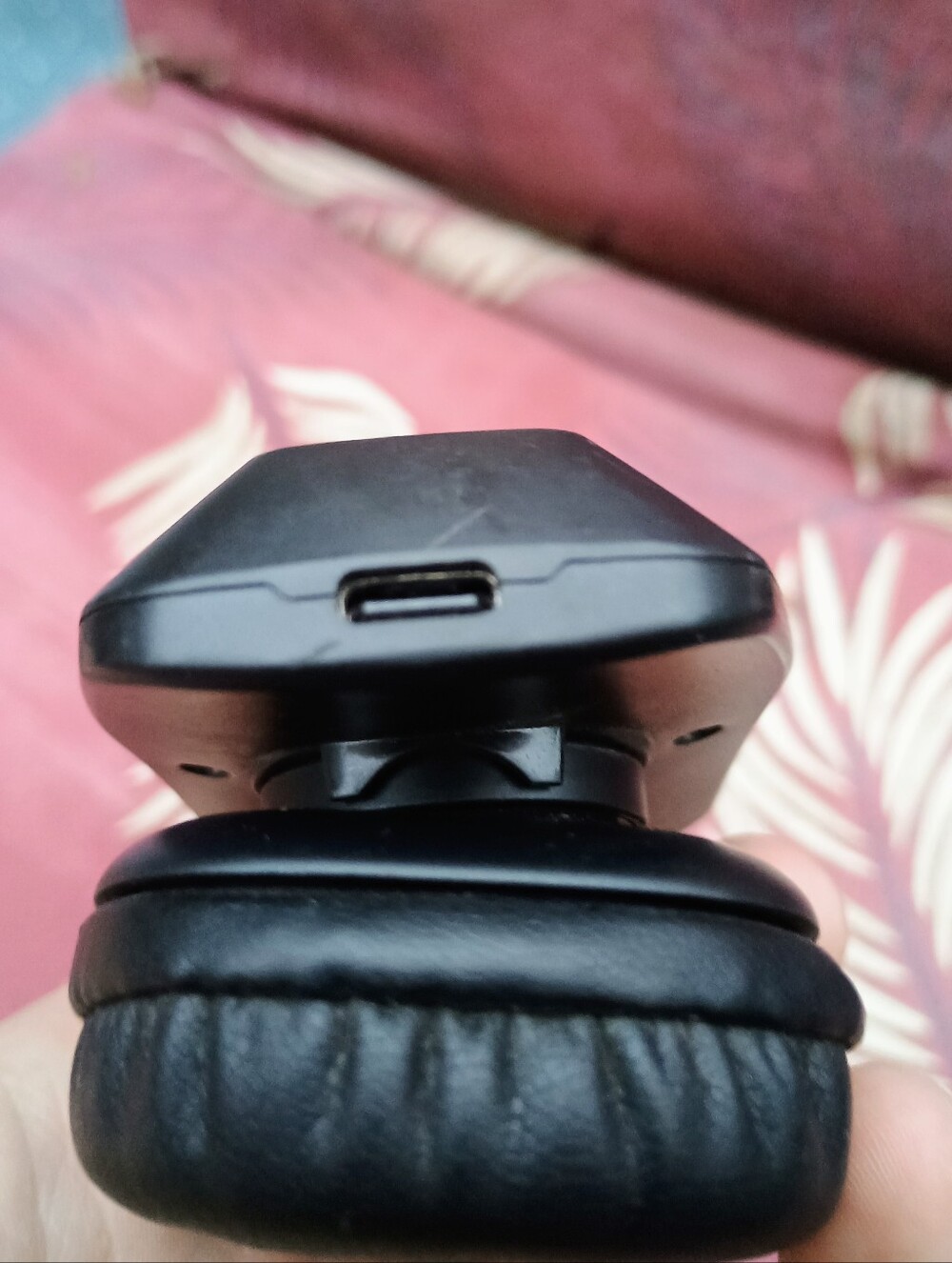 Levn Bluetooth Headset & microphone - Picture 5 of 9
